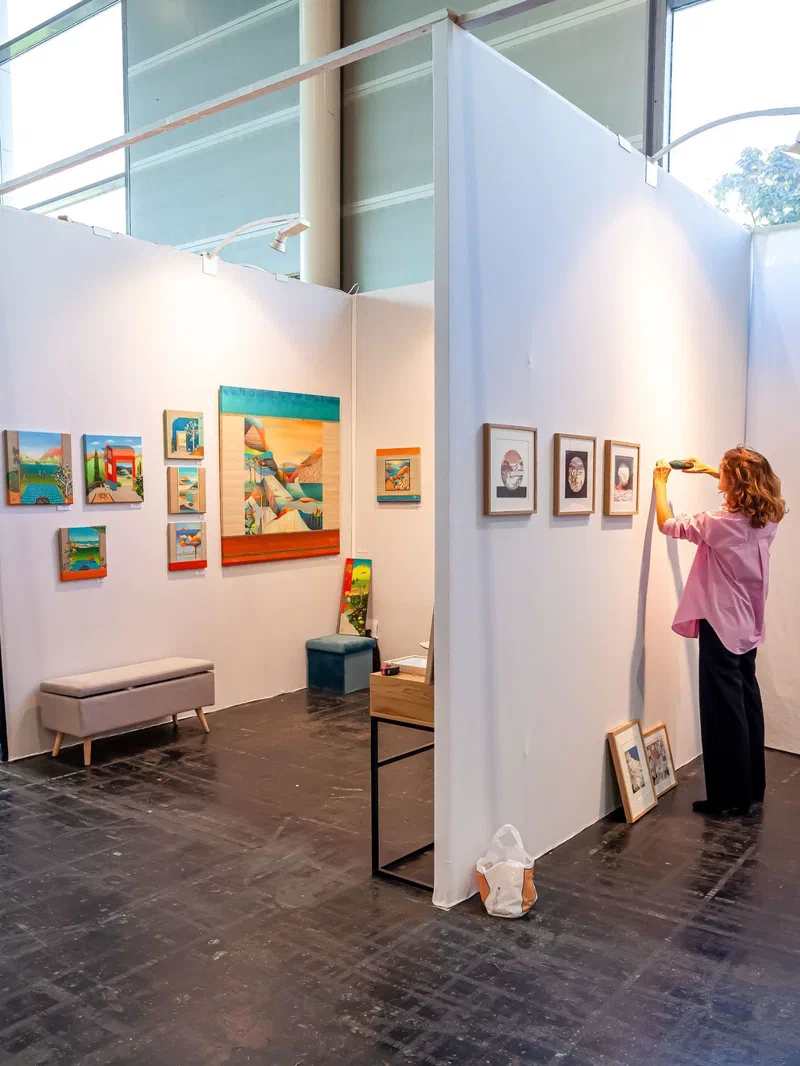 Sylvie Poupé, artiste peintre et graveuse, expose au Salon Art3F, Paris, Porte de Versailles